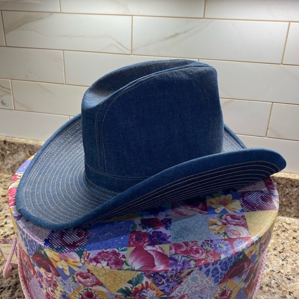 Too small! Vintage Levi Strauss Blue Denim Cowboy Hat Size 7 1/4.